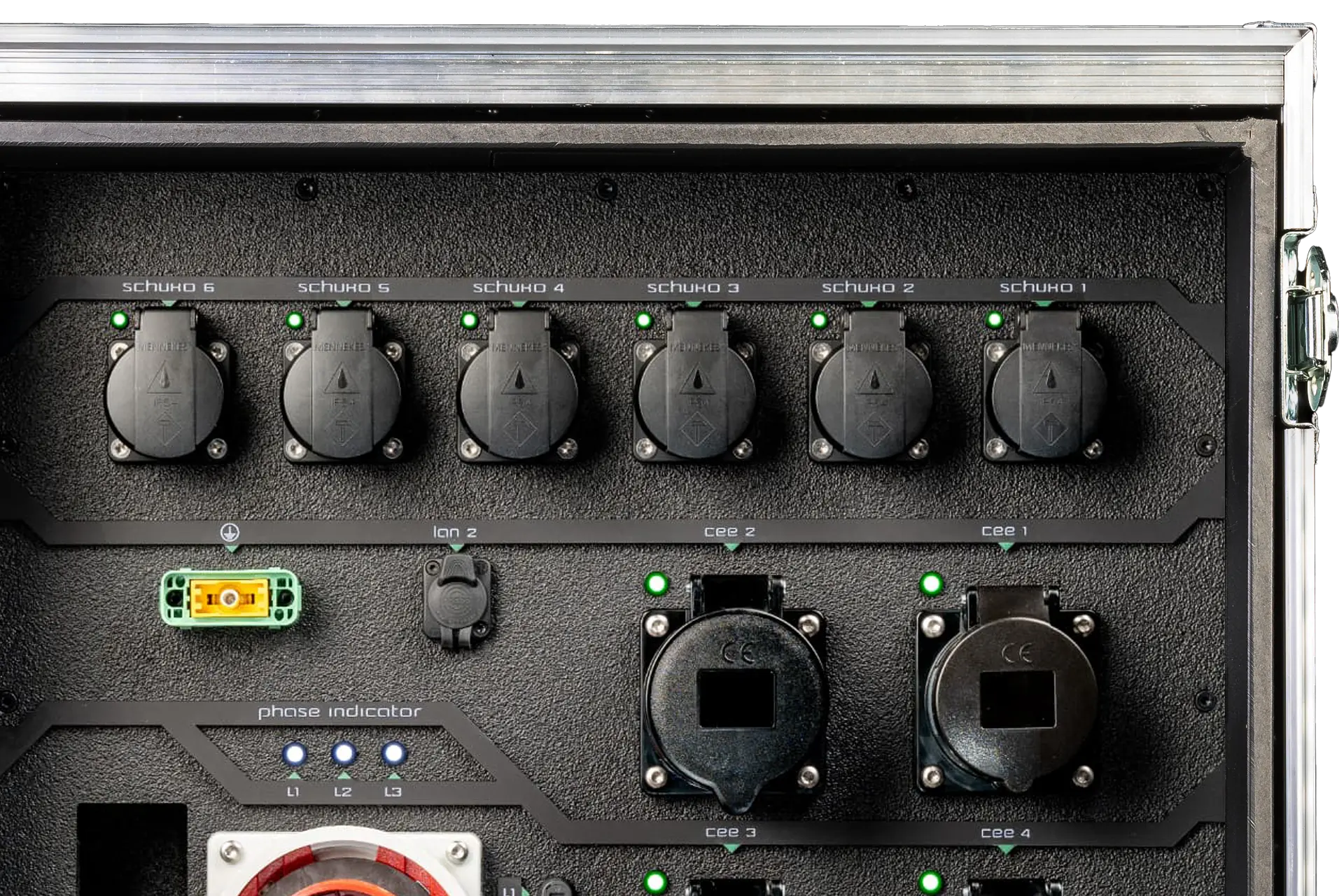 Rear panel of TTPF63-003 with six Schuko and four CEE outputs